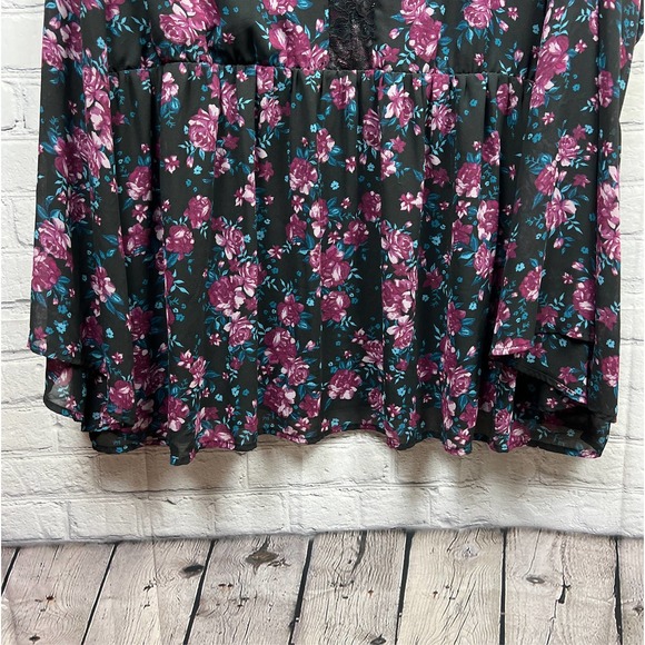 Torrid Black Floral Print Chiffon Bell Sleeve Tunic Womens Plus Size 4X - Picture 7 of 7
